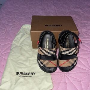 Authentic Burberry toddler sandals size 25